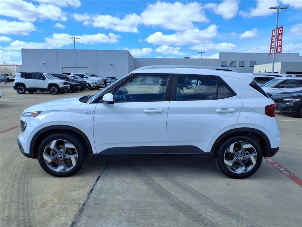 2024 Hyundai Venue SEL SUNROOF