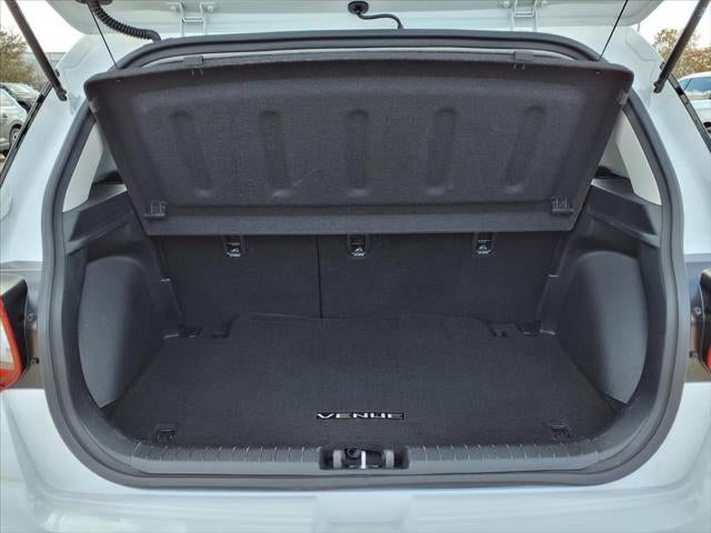 2024 Hyundai Venue SEL SUNROOF