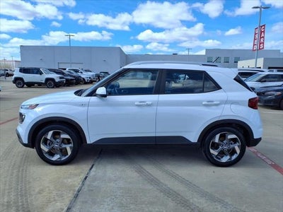 2024 Hyundai Venue SEL SUNROOF