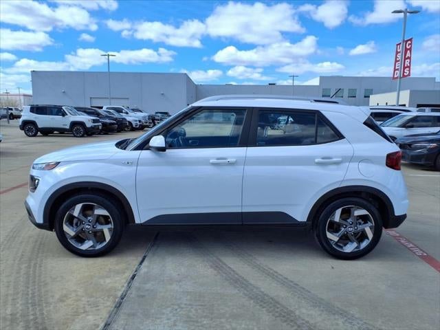 2024 Hyundai Venue SEL SUNROOF