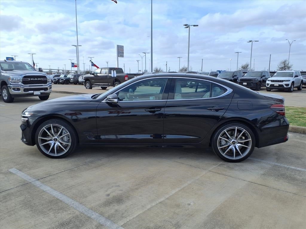 2025 Genesis G70 2.5T