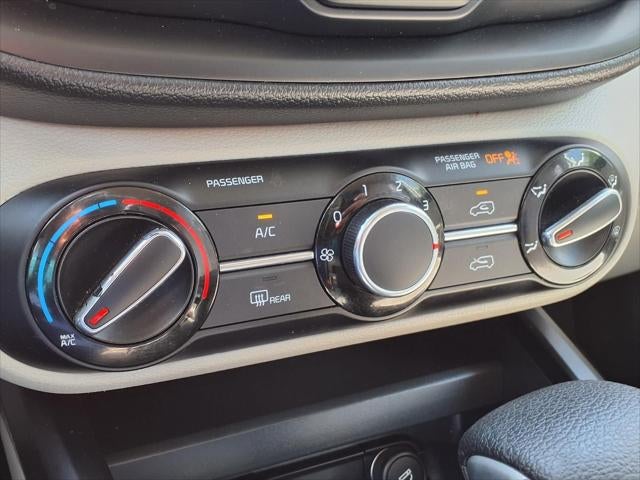 2022 Kia Soul LX TECH PKG