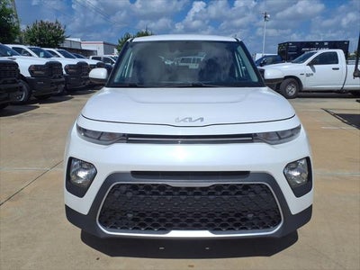 2022 Kia Soul LX TECH PKG