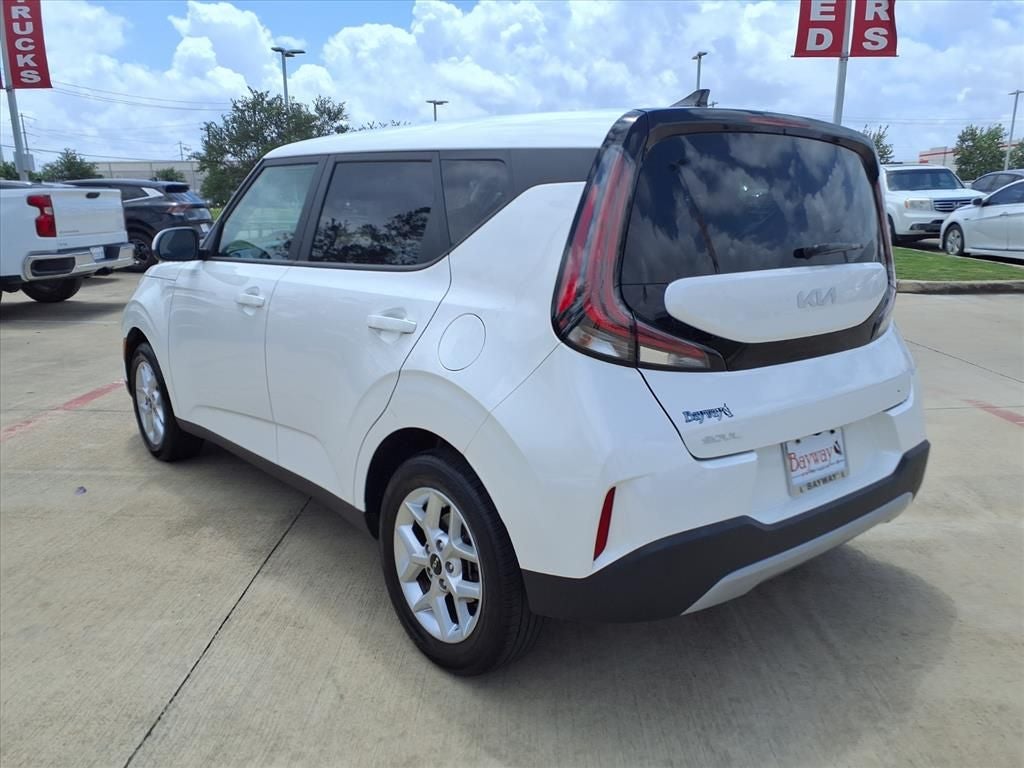 2025 Kia Soul LX