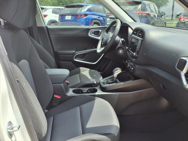 2025 Kia Soul LX TECH PKG