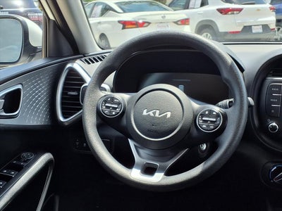 2025 Kia Soul LX TECH PKG