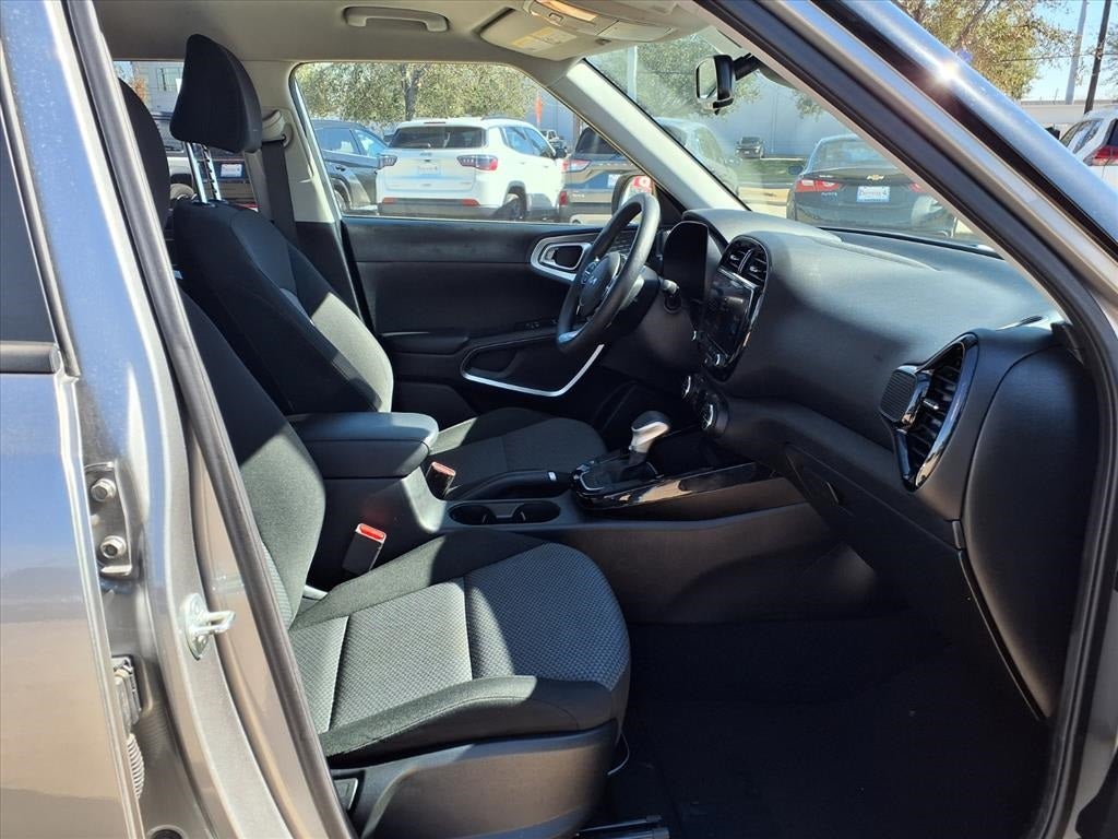 2023 Kia Soul S BLIND SPOT