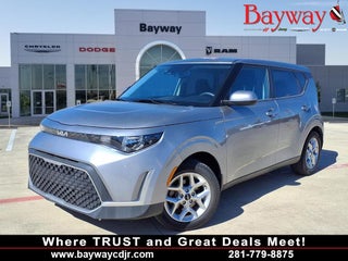 2023 Kia Soul S BLIND SPOT