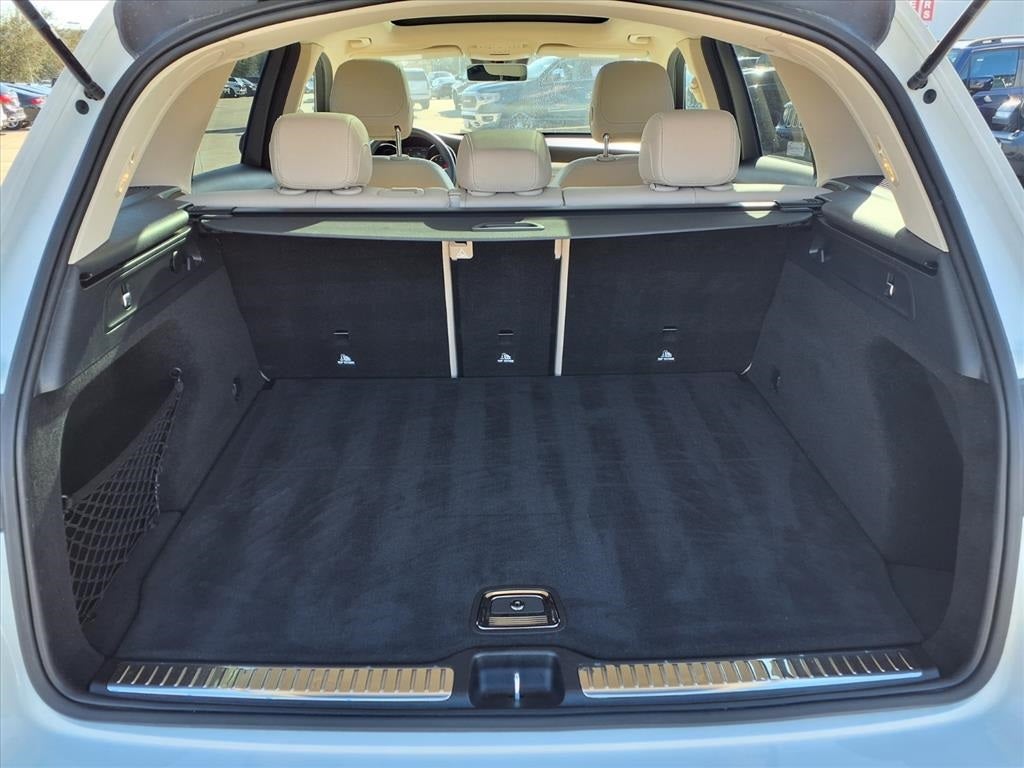 2022 Mercedes-Benz GLC 300 GLC 300