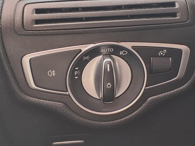 2019 Mercedes-Benz GLC 300 GLC 300 PREMIUM & DR. ASST. PKG.