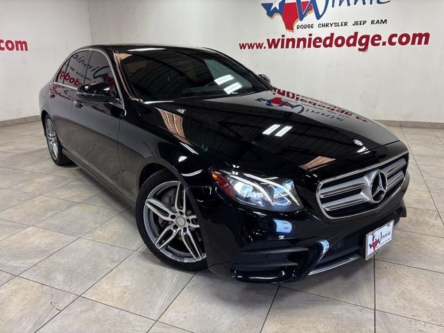 2017 Mercedes-Benz E 300 E 300