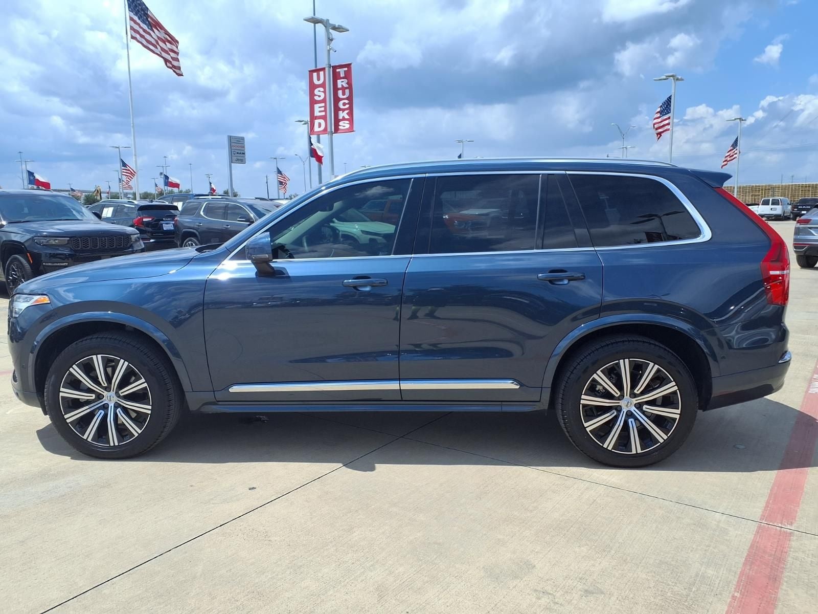 2025 Volvo XC90 B6 Plus 7-Seater AWD BLIS