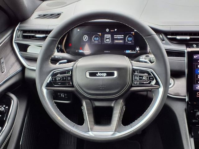 2023 Jeep Grand Cherokee L Overland 4x2