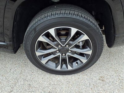 2023 Jeep Grand Cherokee L Overland 4x2