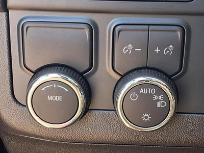 2025 Chevrolet Suburban LS