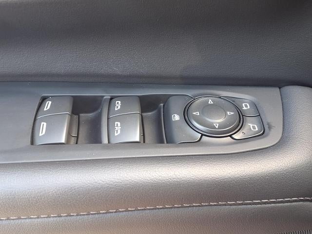 2025 Chevrolet Suburban LS