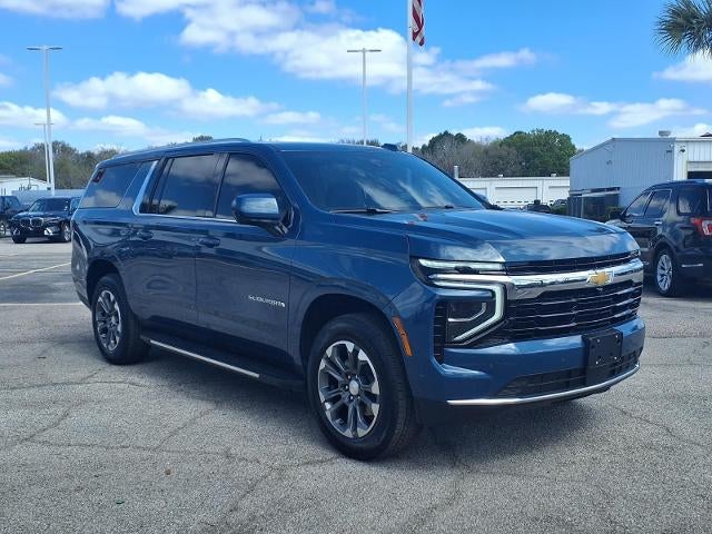 2025 Chevrolet Suburban LS