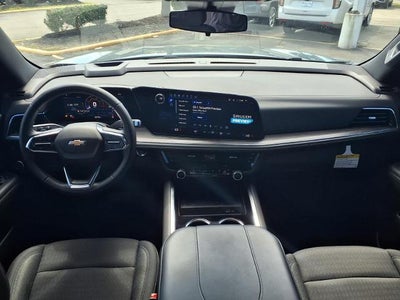 2025 Chevrolet Suburban LS