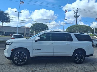 2024 Chevrolet Suburban RST
