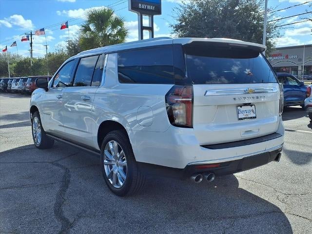 2022 Chevrolet Suburban High Country