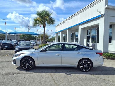 2024 Nissan Altima SR FWD