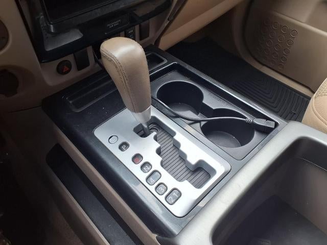 2014 Nissan Titan SV