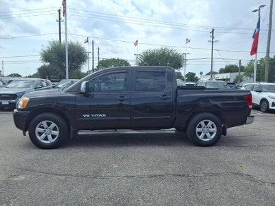 2014 Nissan Titan SV