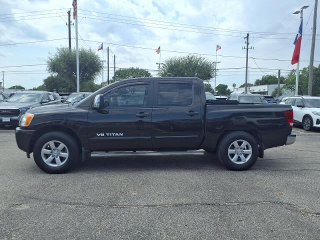 2014 Nissan Titan SV