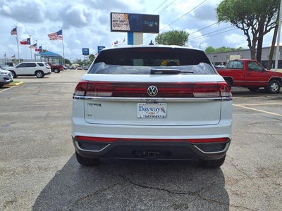 2025 Volkswagen Atlas Cross Sport 2.0T SE w/Technology