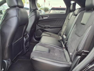 2022 Ford Edge ST