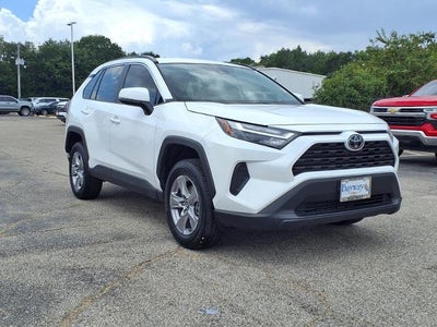 2025 Toyota RAV4 XLE