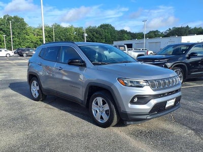 2022 Jeep Compass Latitude FWD