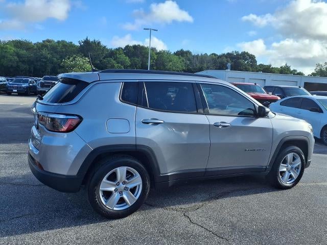 2022 Jeep Compass Latitude FWD