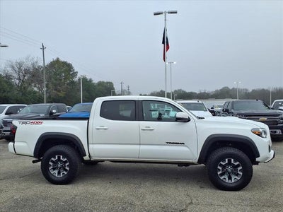 2022 Toyota Tacoma 4WD SR