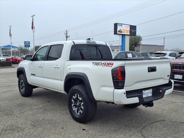 2022 Toyota Tacoma 4WD SR