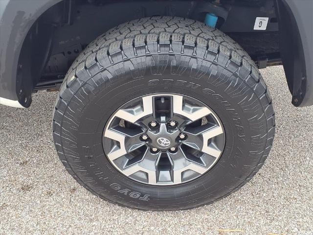 2022 Toyota Tacoma 4WD SR