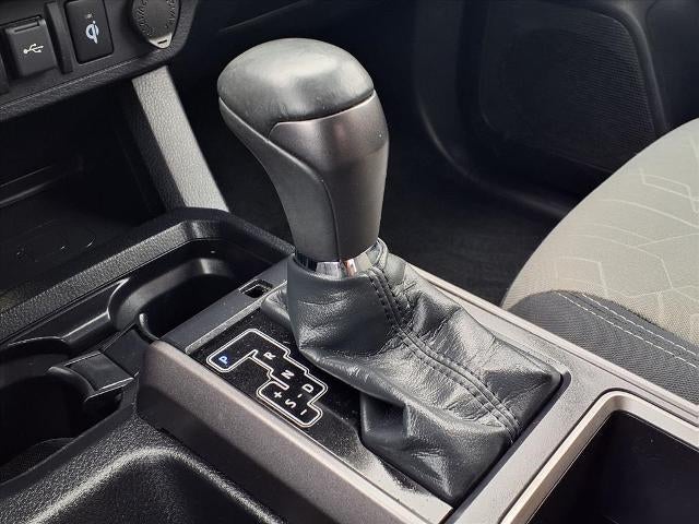 2022 Toyota Tacoma 4WD SR