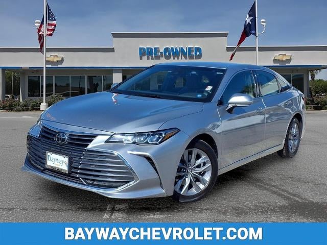 2019 Toyota Avalon XLE