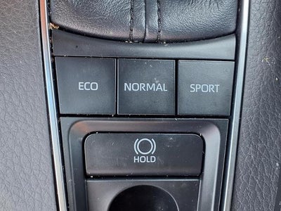 2019 Toyota Avalon XLE