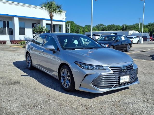 2019 Toyota Avalon XLE