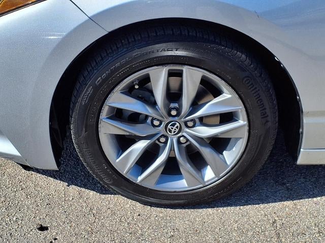 2019 Toyota Avalon XLE
