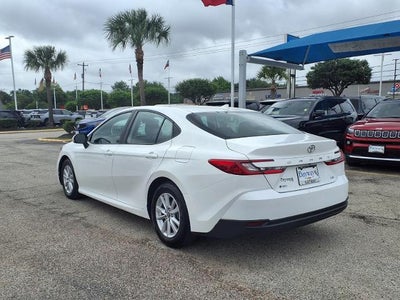 2025 Toyota Camry LE