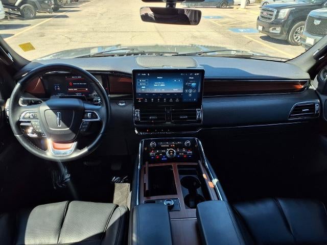 2024 Lincoln Navigator Premiere