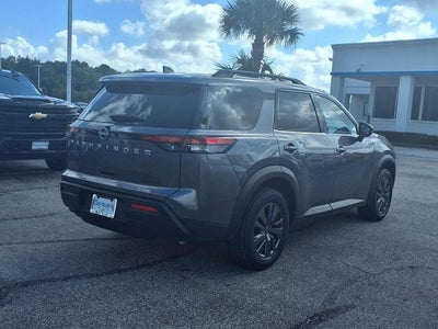 2025 Nissan Pathfinder SV FWD