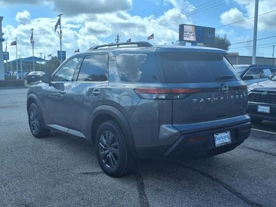 2025 Nissan Pathfinder SV FWD