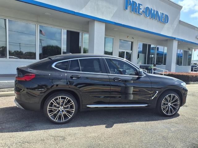 2025 BMW X4 xDrive30i