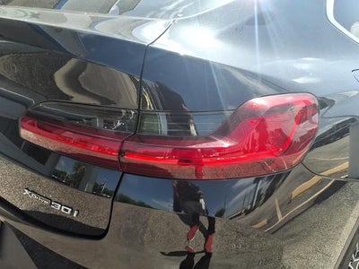 2025 BMW X4 xDrive30i