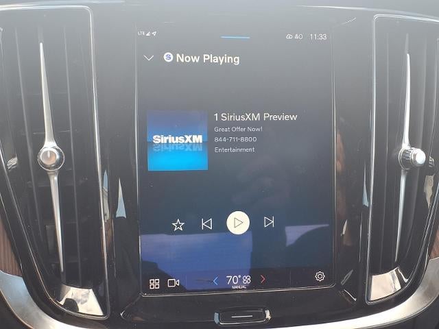 2024 Volvo S60 Plus Dark Theme