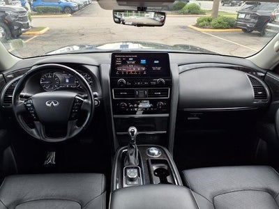 2024 INFINITI QX80 LUXE AWD