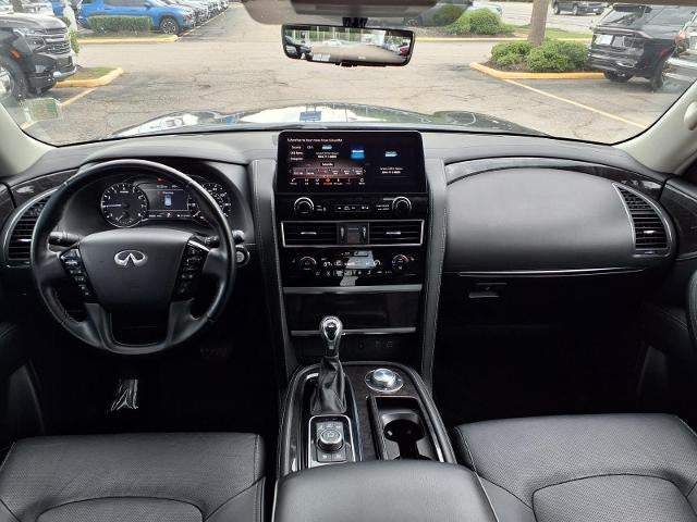 2024 INFINITI QX80 LUXE AWD